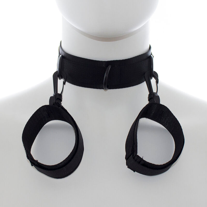 Ohmama Fetish Manette - Accessorio intimo - in mano per le dimensioni