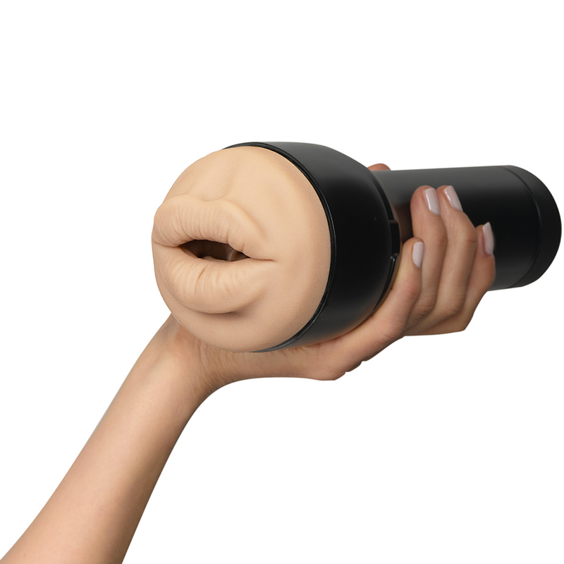 Kiiroo Senti Victoria Giugno Boca - Accessorio intimo - in mano per le dimensioni