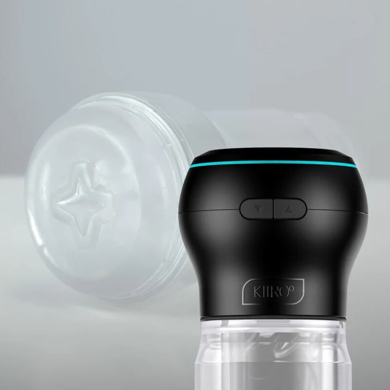 Kiiroo Feel Pocket Stroker + Combo Power Blow - Dispositivo per uomo - in mano per le dimensioni