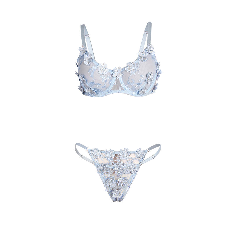 Subblime Ricamati - Completo intimo - in mano per le dimensioni