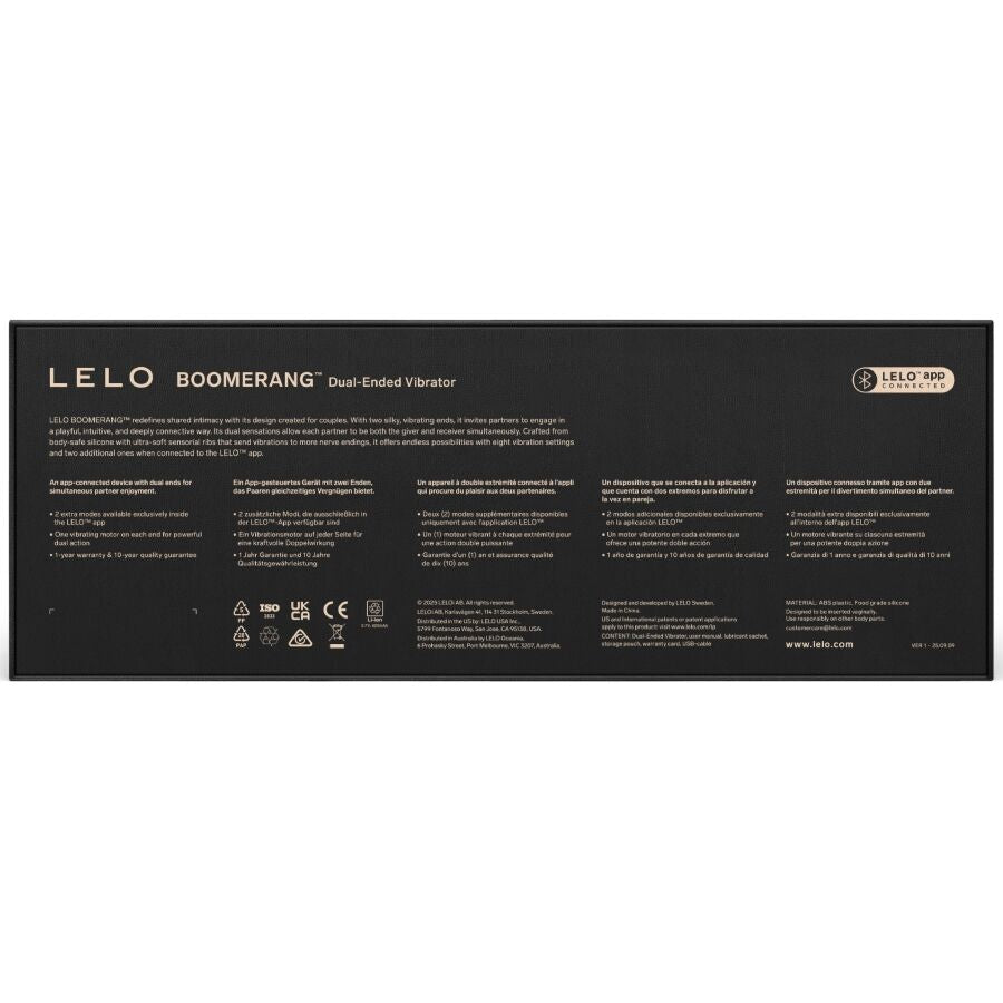 LELO Boomerang - Massaggiatore di coppia, colore estremità viola - in mano per le dimensioni