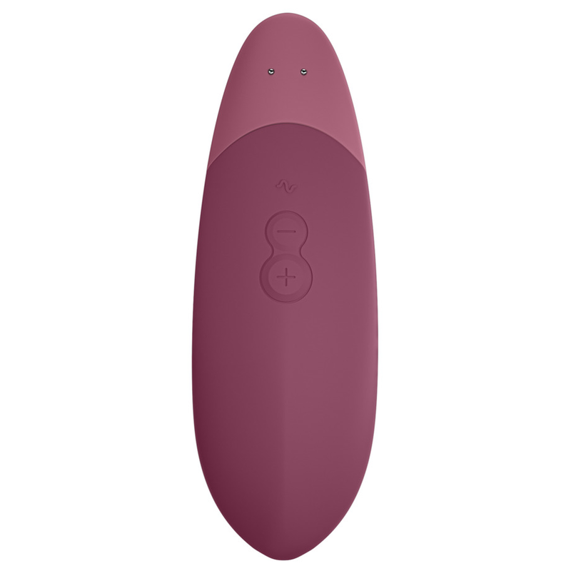 Womanizer Vibe Lay ON - Massaggiatore esterno, colore rosa scuro - in mano per le dimensioni