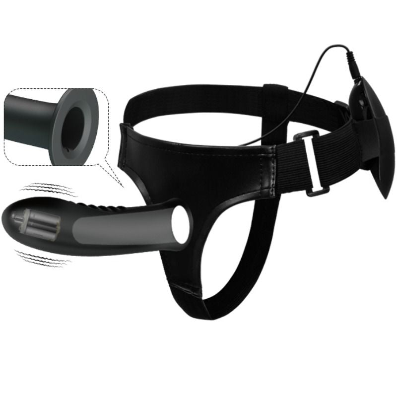 Pretty Love Abbasbailea Love Myron Strap ON - Massaggiatore con telecomando - in mano per le dimensioni