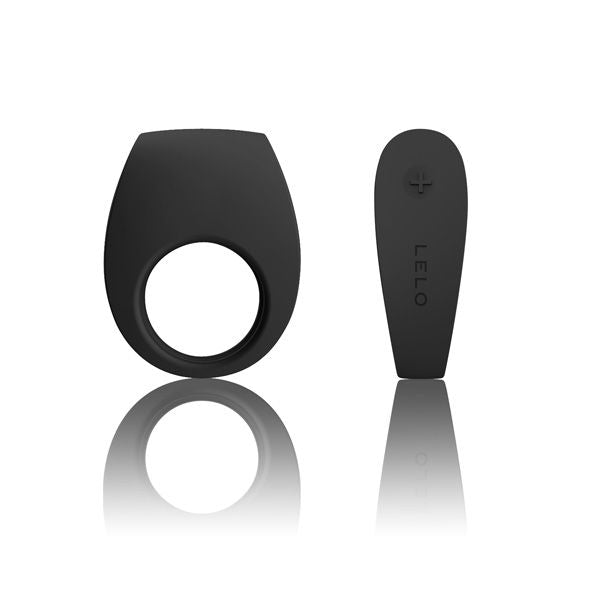 LELO Tor II - Anello per uomo - in mano per le dimensioni